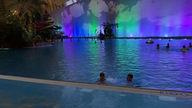 Tropical Island, the best water park in the world, water park, Berlin, Berlin with kids смотреть онлайн