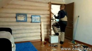 Установка дверей в деревянном доме