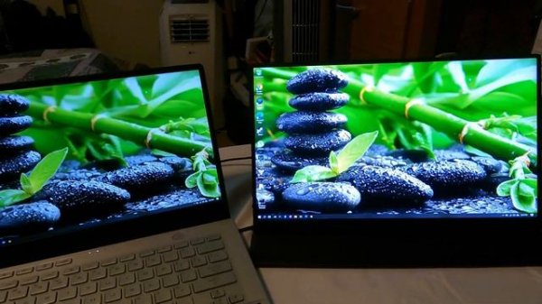 UPERFECT 15.6" Portable Monitor FHD with 99% Adobe RGB