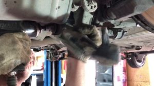 Замена переднего сайлентблока  и шаровой на клепках на Дэу Нексия