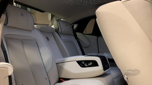 The 2021 Rolls Royce Ghost is a driver’s car hiding in a tailored English suit смотреть онлайн