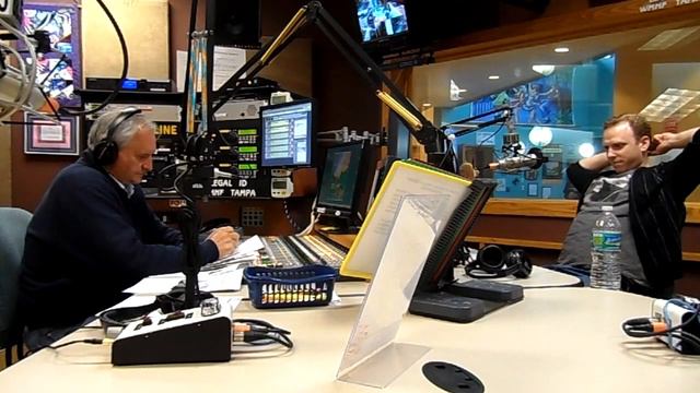 Max Blumenthal interview with Rob Lorei смотреть онлайн
