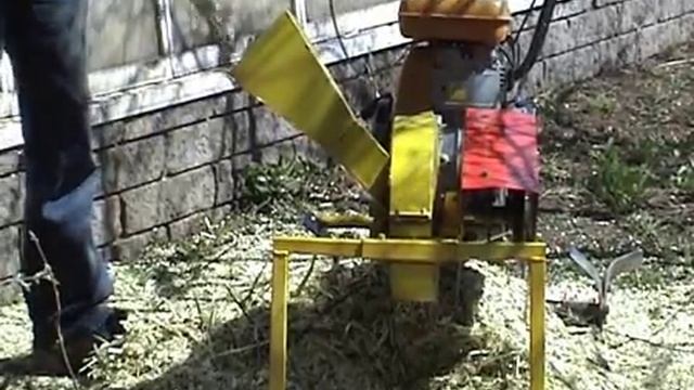 веткоизмельчитель к мотоблоку и мотокультиватору смотреть онлайн
