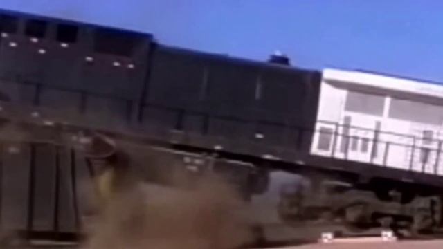 Краш- тесты вагонов и поездов.Crash Tests Of Trains And Wagons #crashtest