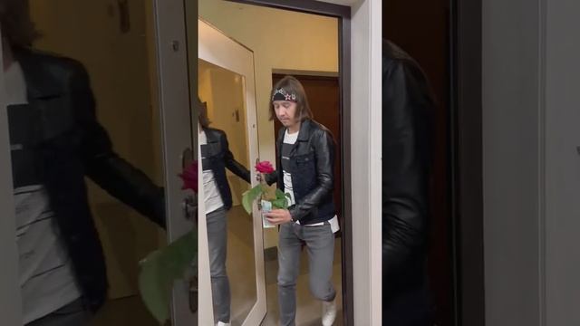 Миллион алых роз ?? #shorts #tiktok смотреть онлайн