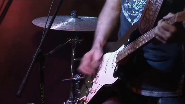 13.09.2014 Gwyn Ashton Trio on tour in Poland, live at Alligator's смотреть онлайн