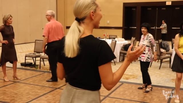 Figure 8 action in Rumba walks | Tutorial | Anna Kovalova | Lecture series Pt.4 смотреть онлайн