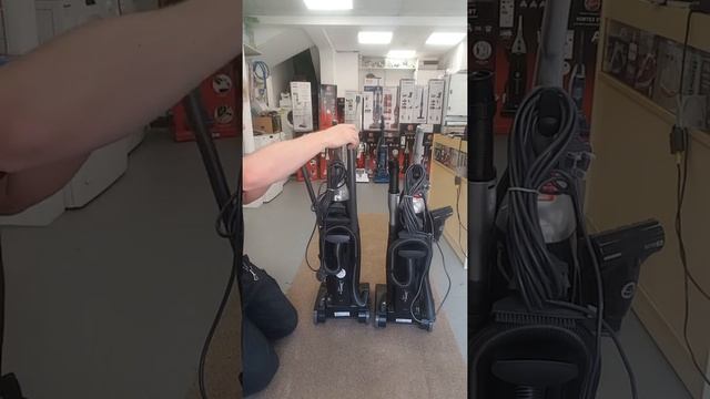 Comparing the diffences betwwen a Hoover Enigma pu71en01 and a Hoover Enigma Evo Pu31en01 смотреть онлайн