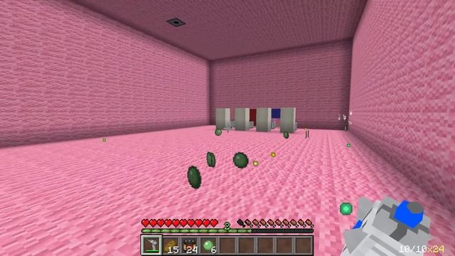 ESCAPING SIREN HEAD In Minecraft! смотреть онлайн