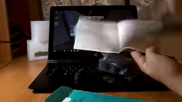 Обзор на ноутбук Prestigio Visconte+ мышь+карта памяти смотреть онлайн