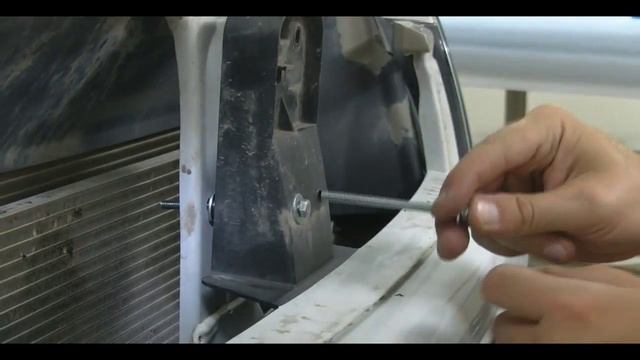 Решетка радиатора "КАРТ" для Рено Дастер дорестайлинг смотреть онлайн