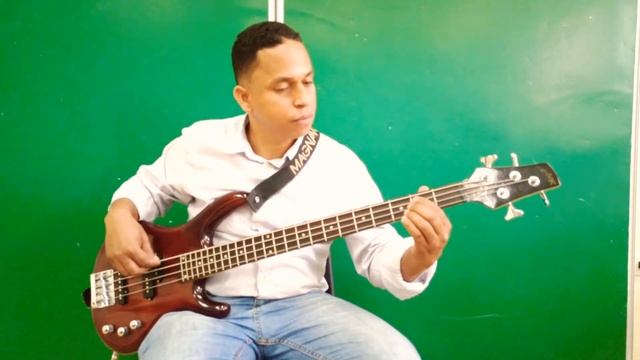 Como tocar bachata bajo electrico смотреть онлайн