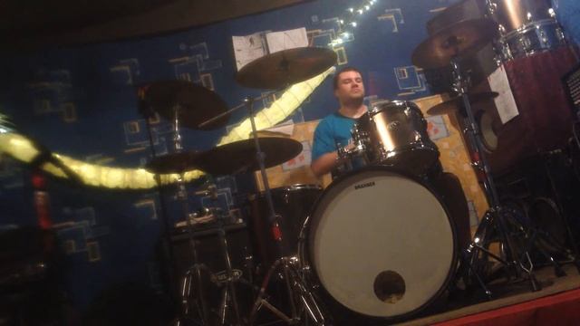 Драмер от Бога))))) смотреть онлайн