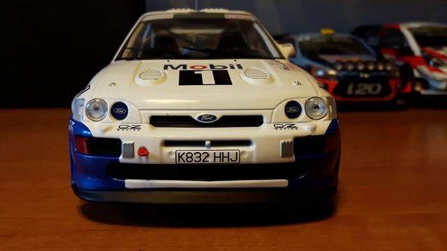 Ford Escort RS Cosworth 1993 1:18 IXO смотреть онлайн