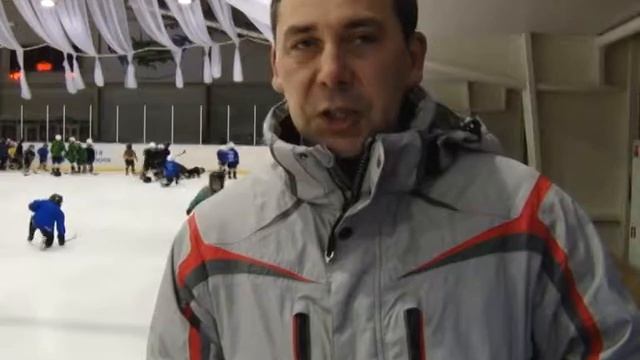 Олимпийский чемпион Евгений Давыдов показал заинским спортсменам как играют в хоккей! смотреть онлайн