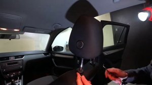 Как снять передний подголовник Skoda Octavia A7