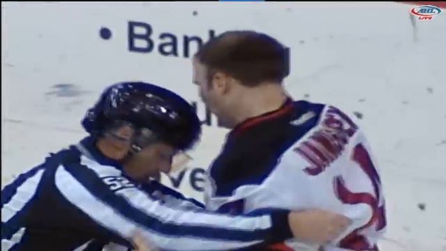 Darren Kramer vs Cam Janssen смотреть онлайн