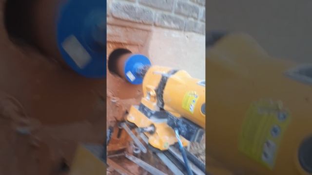 Бурение отверстий алмазной коронкой смотреть онлайн