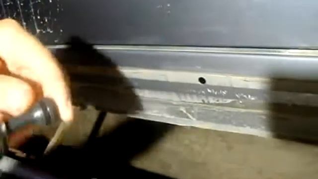 Как снять скотч без царапин смотреть онлайн