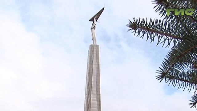 Самара готовится к Новому году. Совсем скоро город будет полностью украшен смотреть онлайн