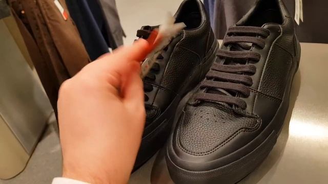 Развлекательный комплекс ? "Республика" со своим колесом обозрения, живые джунгли. Скидки на одежду смотреть онлайн