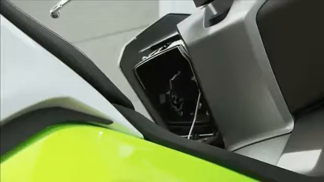 Реклама BMW C evolution 2012 - Электро Скутер смотреть онлайн