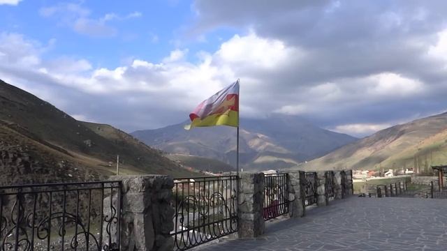 СЕВЕРНАЯ ОСЕТИЯ Куртатинское ущелье 2015