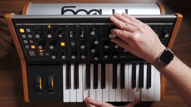 Miles Kvndra - Dune | Moog Subsequent 25 Jam | Jamuary 2024 смотреть онлайн