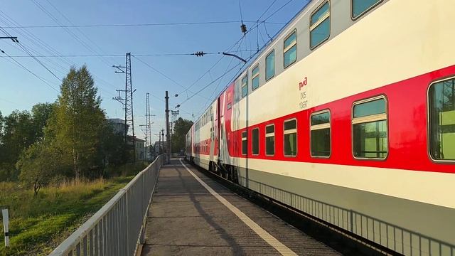 Именная сотка(ЭП1-100), прибывает со скорым поездом №22,из Санкт-Петербурга! смотреть онлайн