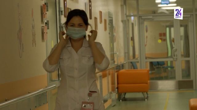 Новорожденный весом 400 грамм.