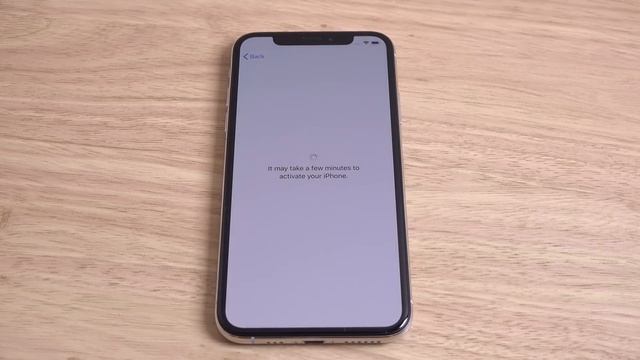 iPhone XS - Unboxing! смотреть онлайн