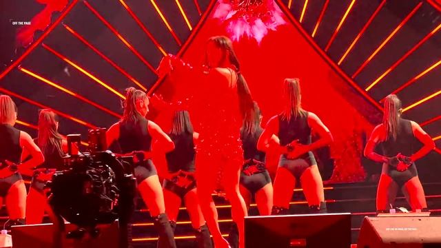 꽃(FLOWER)- JISOO (BLACKPINK) Live From Coachella Weekend 1 04/15/2023