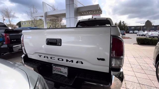 2023 Toyota Tacomas gone used price getting out of control! смотреть онлайн