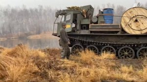 Атс 59 с грузом 7 тонн через реку