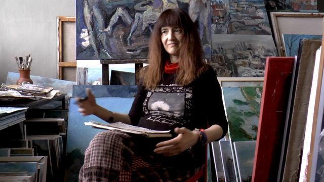 В мастерской художницы Веры Ельницкой.mp4 смотреть онлайн