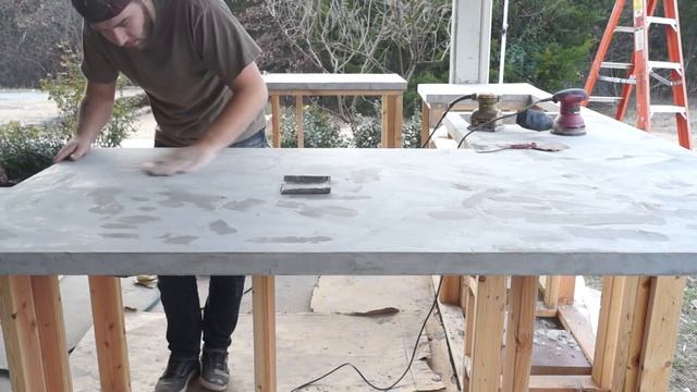 DIY Overlay Concrete Countertops | Modern Builds | EP. 18 смотреть онлайн