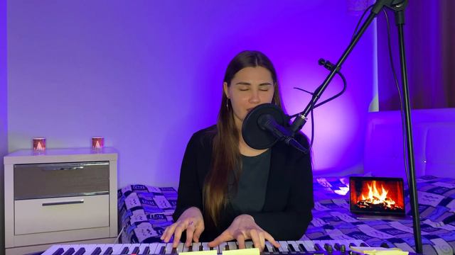 Skyrim: The Dragonborn Comes - Female Cover by Claire B смотреть онлайн