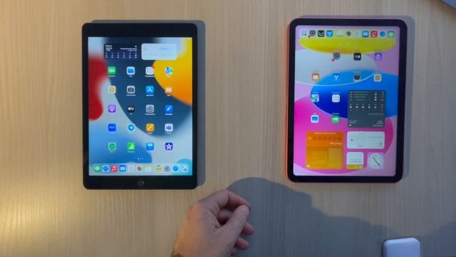 Confronto iPad 9 VS iPad 10 смотреть онлайн