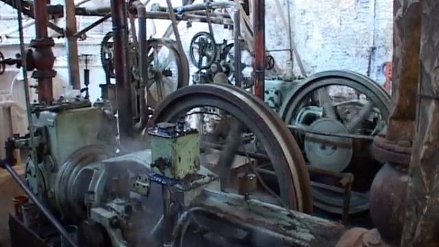 Tulangan Sugar Mill, East Java, Indonesia смотреть онлайн