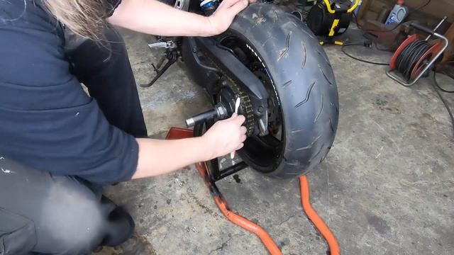 Honda CB1000R Chain Adjustment