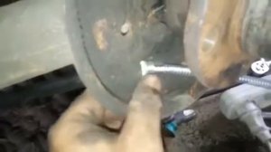 Fiat Punto 1.1 ремонт ручника, замена тросов, тормозных колодок