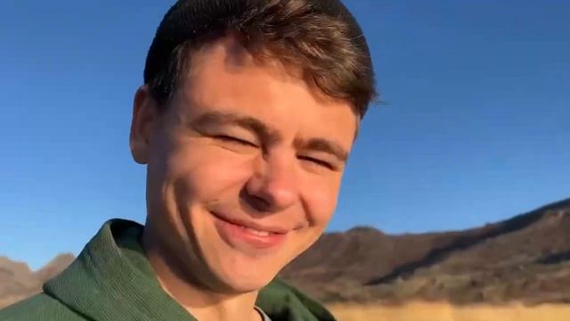 Рыбак на лыжах идёт по воде лыжи изобрёл Мамикс смотреть онлайн