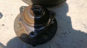 кайрон как обслужить передние ступичные подшипники