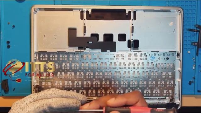 MacBook Pro A2289 #keyboard #trackpad #motherboard #waterdamagerepair #water #macbookFan #speaker