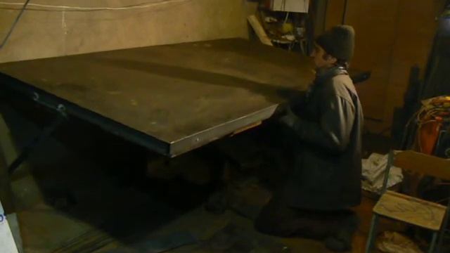 Складной столик в гараже смотреть онлайн