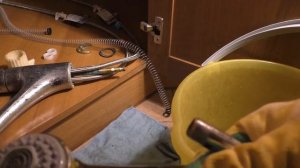 Замена шланга на кухонном смесителе GROHE Eurodisc самостоятельно