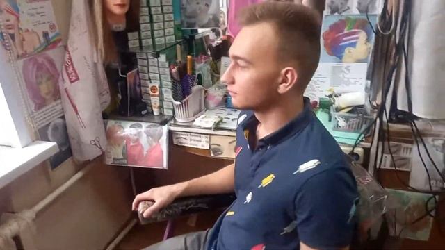 Постриглись под Площадку, уложили волосы пенкой. смотреть онлайн