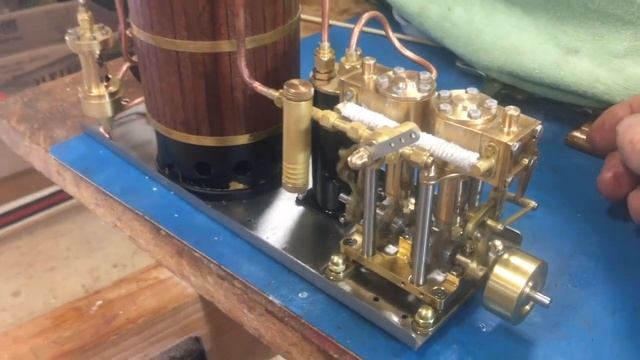 Microcosm M29 Steam Engine with Vertical boiler-- First Run смотреть онлайн