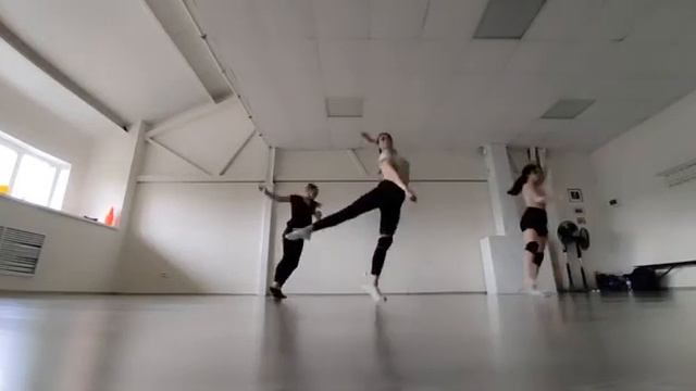 Contemporary/Луарро