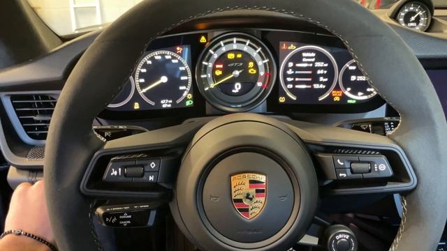 PCARMARKET Auction: 2022 Porsche 992 GT3 6-Speed w/ PCCB смотреть онлайн